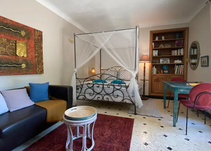 Apartment A Nyons. *